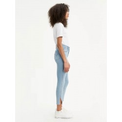 Levi's BUTTON FRONT 721 HIGH RISE ANKLE SKINNY. Color:  Shy Away With Exposed Buttons Light Wash. Style # 858860001Vista Lateral