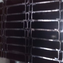 Perfil de 12cm para marco de ventanas. (0,80 mm)
